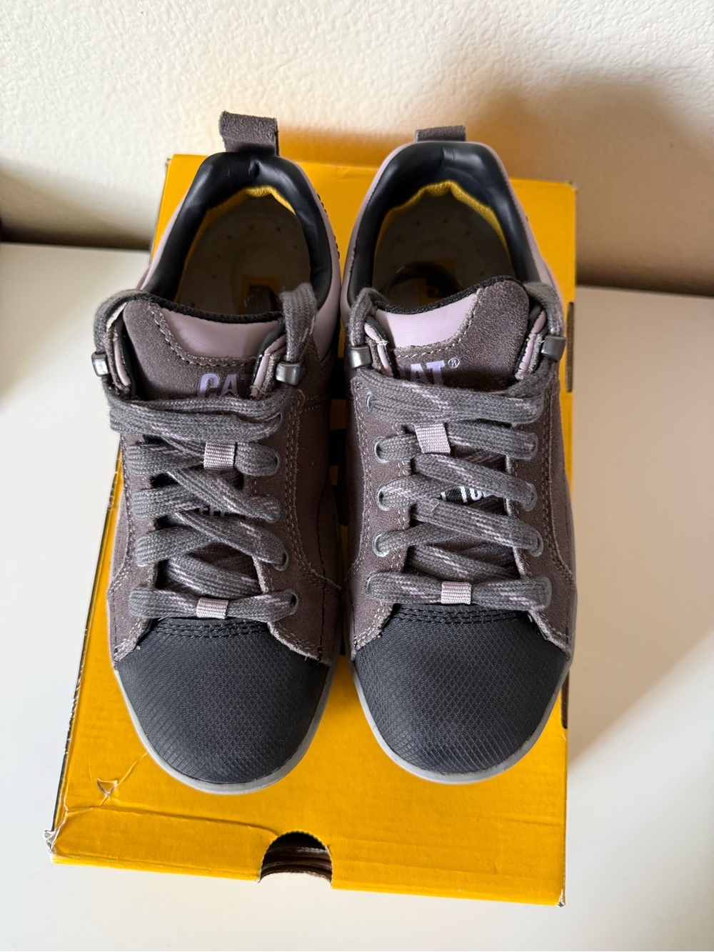 Women’s  Gray Low-Top Casual steel toe work shoes